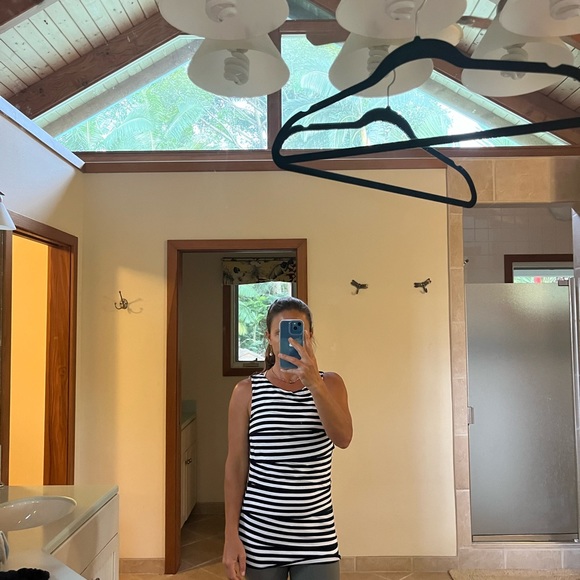 Striped black and white tank top. - Picture 2 of 5